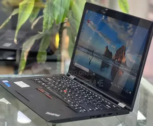 New Laptop Lenovo 8GB Intel Core I5 SSD 512GB