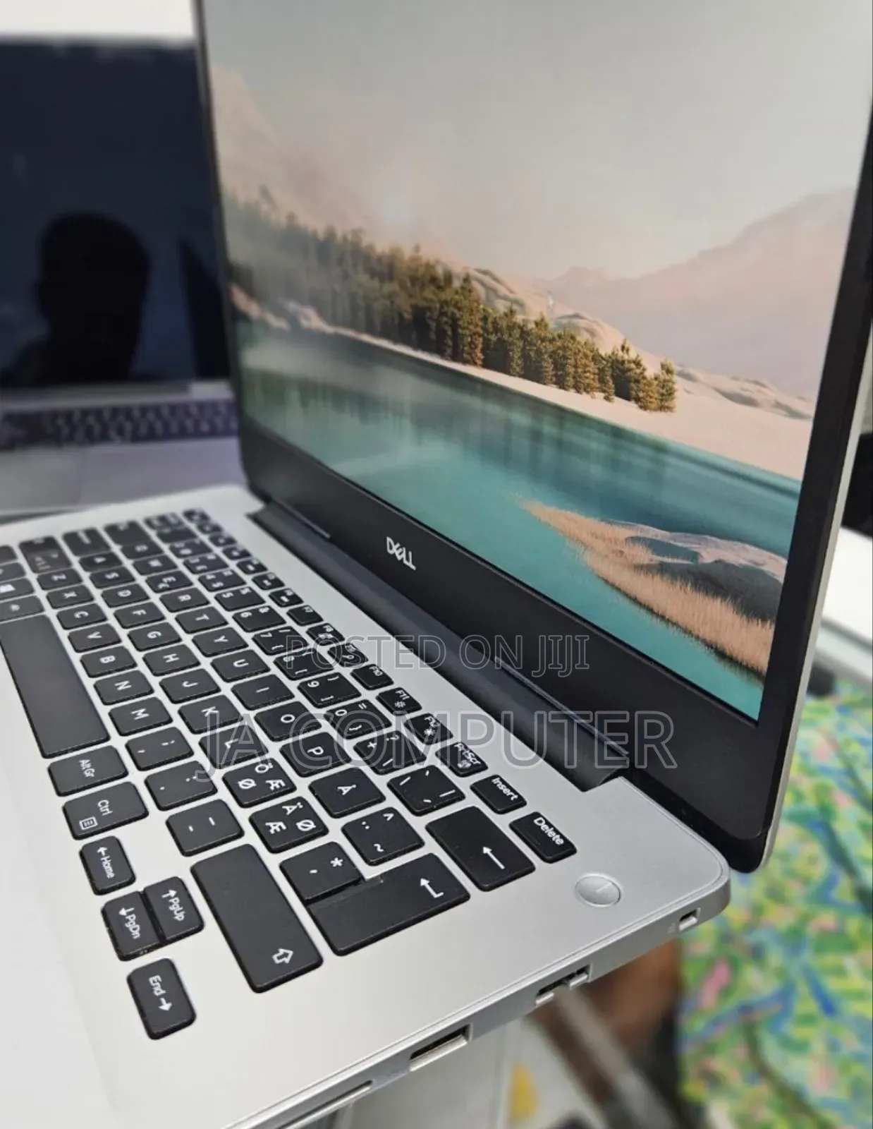 New Laptop Dell Inspiron 5548 8GB AMD Ryzen 5 SSD 256GB