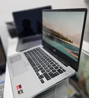 New Laptop Dell Inspiron 5548 8GB AMD Ryzen 5 SSD 256GB