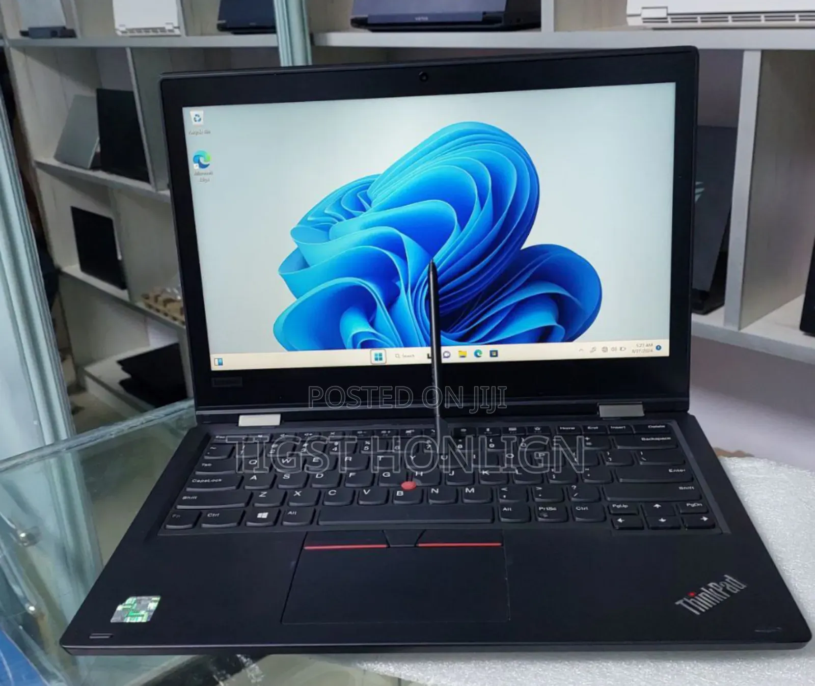 New Laptop Lenovo ThinkPad Yoga 370 8GB Intel Core I5 SSD 512GB