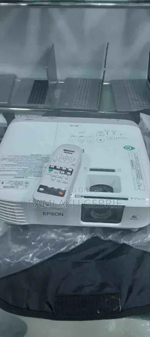 Photo - .Brand New EPSON Projector