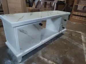 1,20 ቲቪ እስታንድ