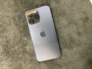 Photo - Apple iPhone 14 Pro Max 256 GB Purple