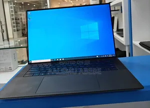 New Laptop Dell Precision 5550 32GB Intel Core I7 SSD 512GB