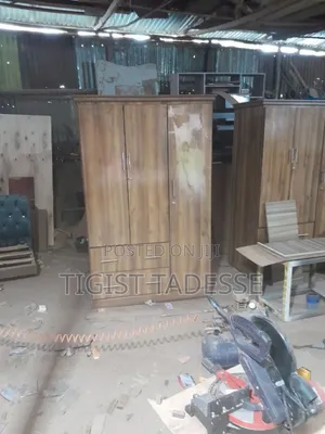 Cupboard Laminated 120cn