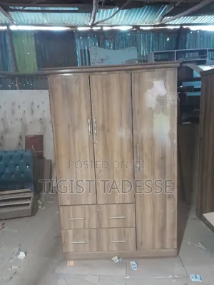 Cupboard Laminated 120cn