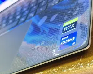 New Laptop Dell XPS 15 32GB Intel Core I9 SSD 2T