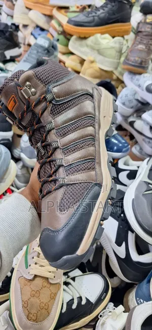 KHOMBU Men's Hiking Good Quality Shoes
