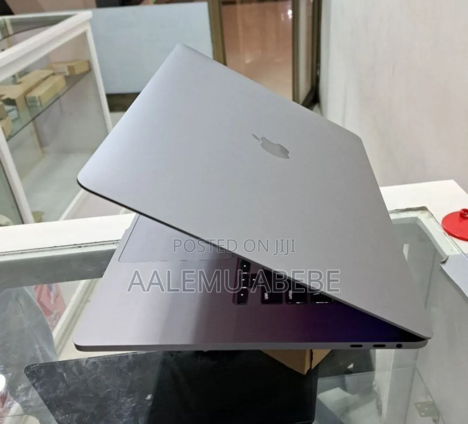 New Laptop Apple MacBook Pro 2019 16GB Intel Core I9 SSD 1T