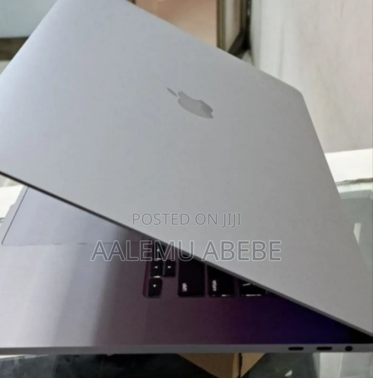 New Laptop Apple MacBook Pro 2019 16GB Intel Core I9 SSD 1T