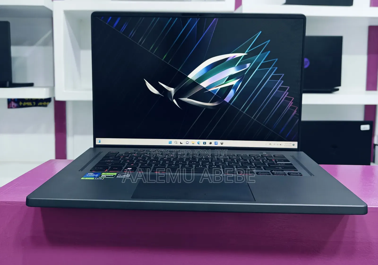 New Laptop Asus ROG Zephyrus G16 16GB Intel Core I7 SSD 512GB