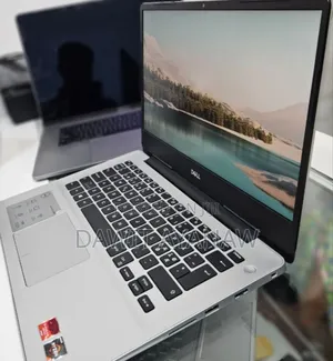 New Laptop Dell Inspiron 15 8GB AMD Ryzen 5 SSD 256GB