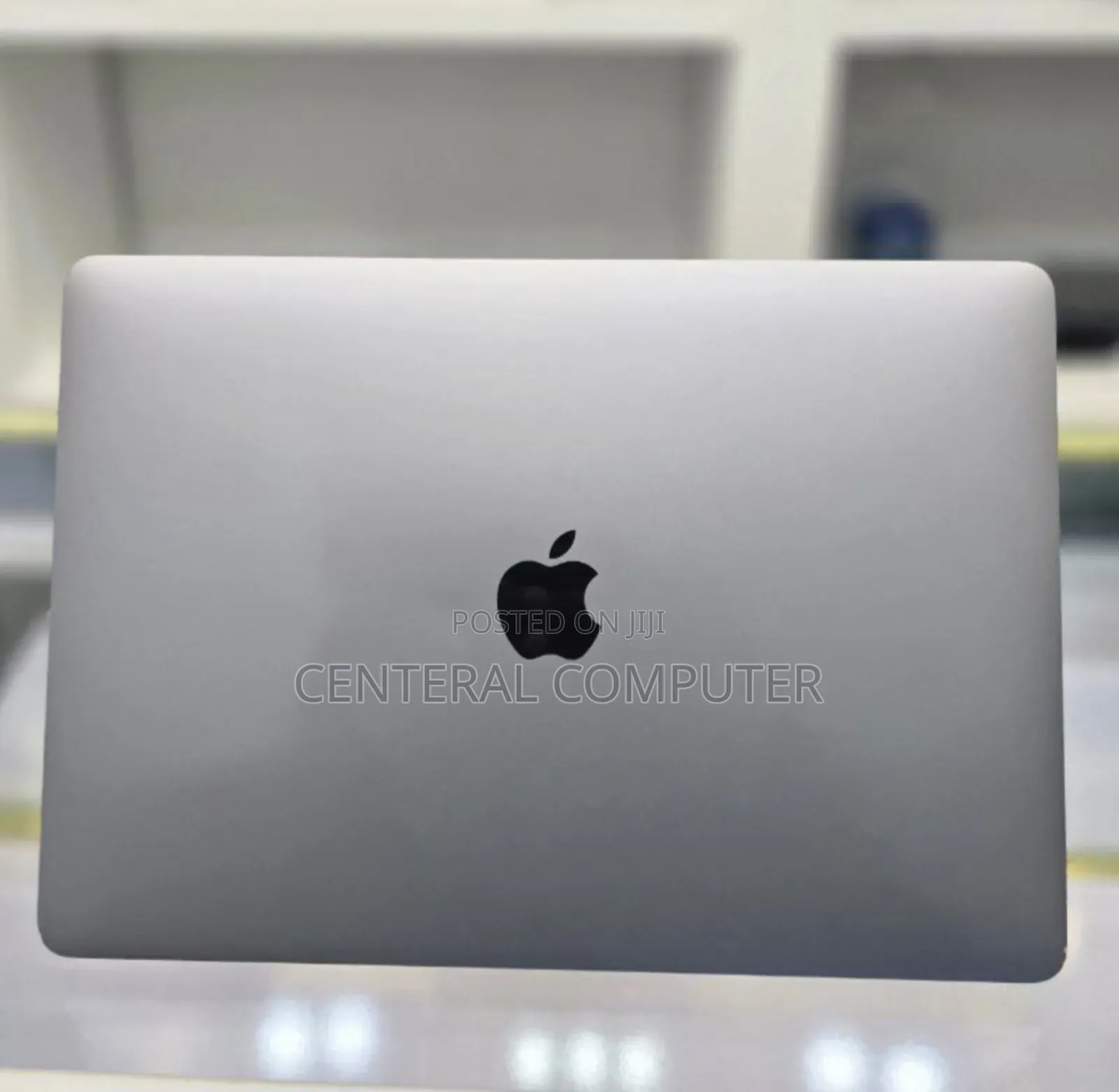 New Laptop Apple MacBook Air 2020 M1 8GB Apple M1 SSD 256GB