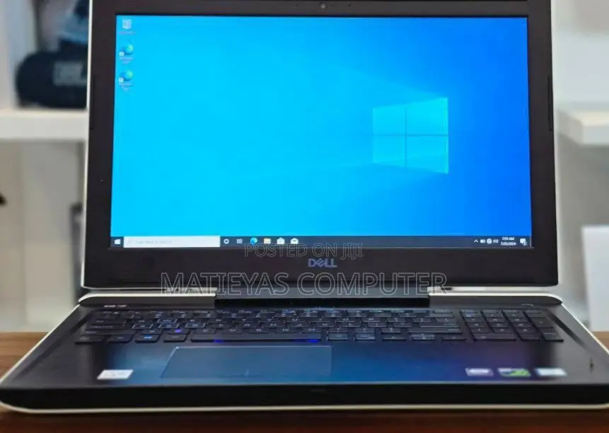 New Laptop Dell Inspiron 15 7580 8GB Intel Core I5 HDD+SSD 1.5T