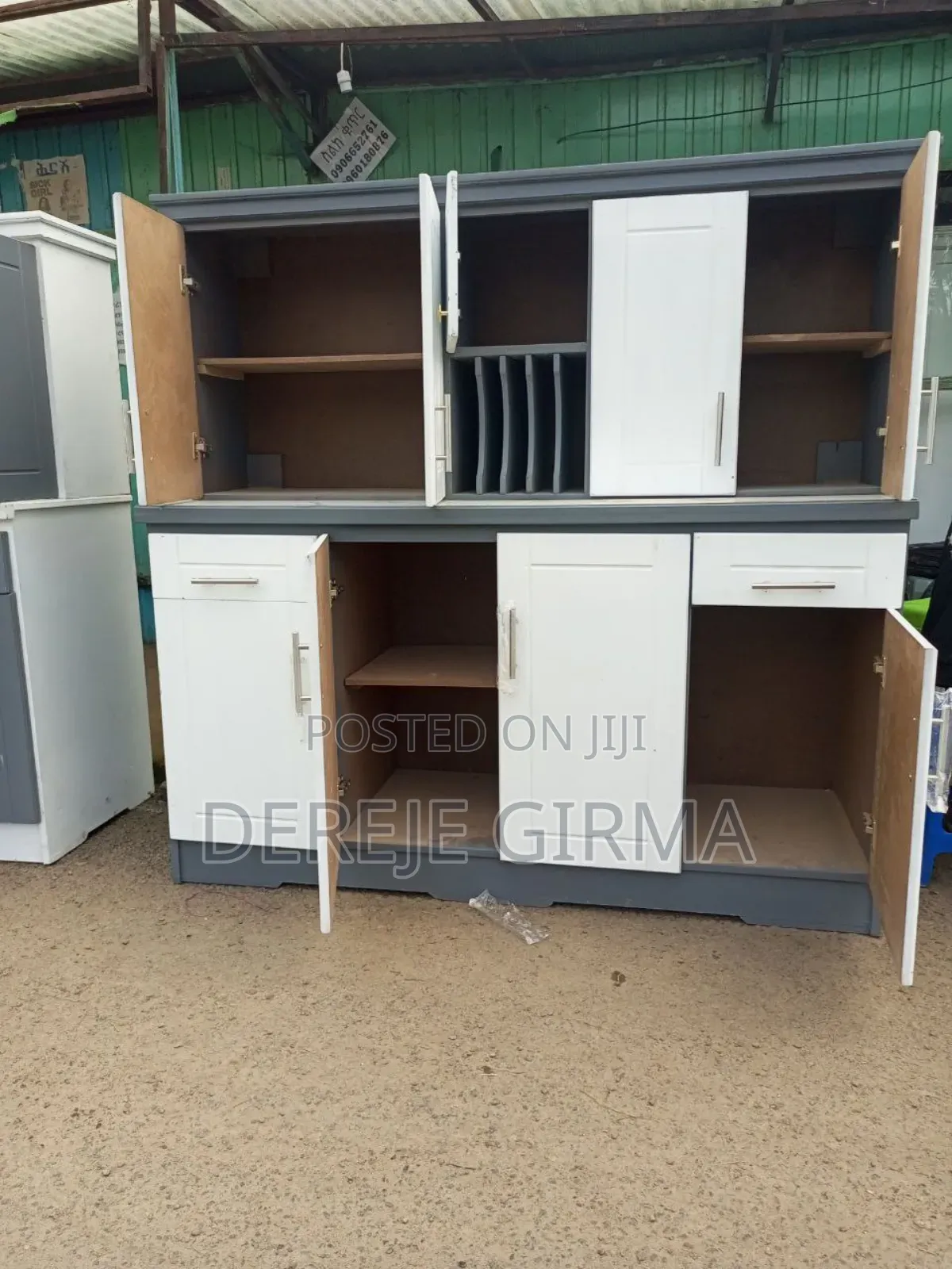 1,60cm ኪችን ከነተሰቃዩ