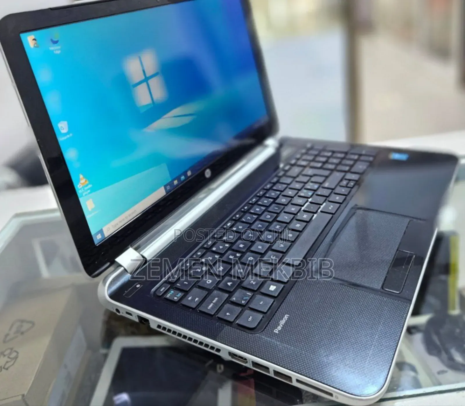 New Laptop HP Pavilion 15 8GB Intel Core I5 HDD 1T