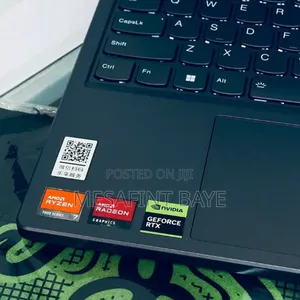 New Laptop Lenovo Legion 7 16GB AMD Ryzen 7 SSD 1T
