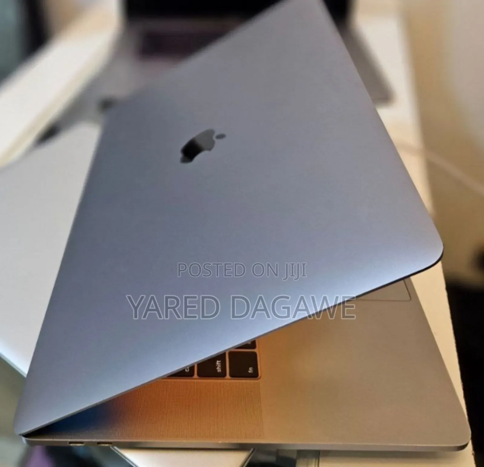 New Laptop Apple MacBook Pro 2018 32GB Intel Core I9 SSD 1T