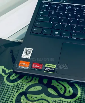 New Laptop Lenovo Legion 5 16GB AMD Ryzen 7 SSD 512GB