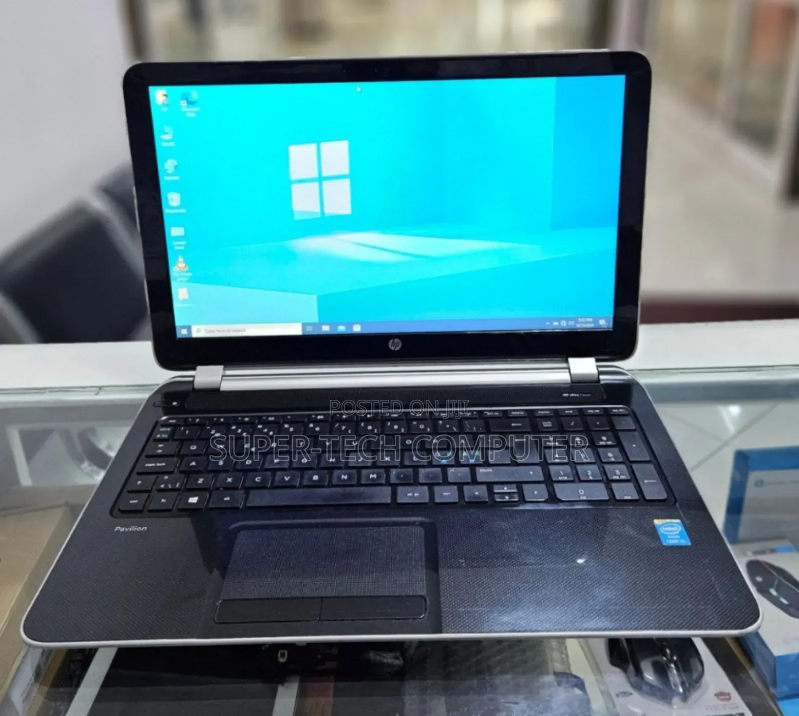 New Laptop HP Pavilion 15 8GB Intel Core I5 HDD 1T