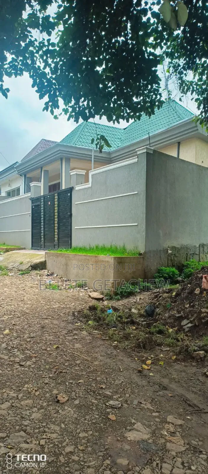 3bdrm Villa in Ayat Meri Villa, Bole for sale