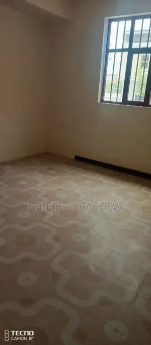3bdrm Villa in Ayat Meri Villa, Bole for sale