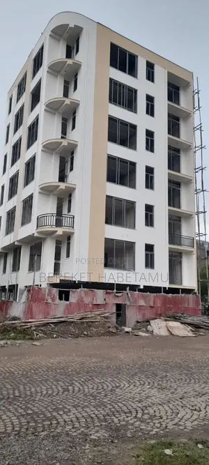 12bdrm Apartment in አዲስ አበባ, Nifas Silk-Lafto for sale