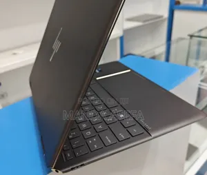 New Laptop HP Spectre 16GB Intel Core I7 SSD 1T