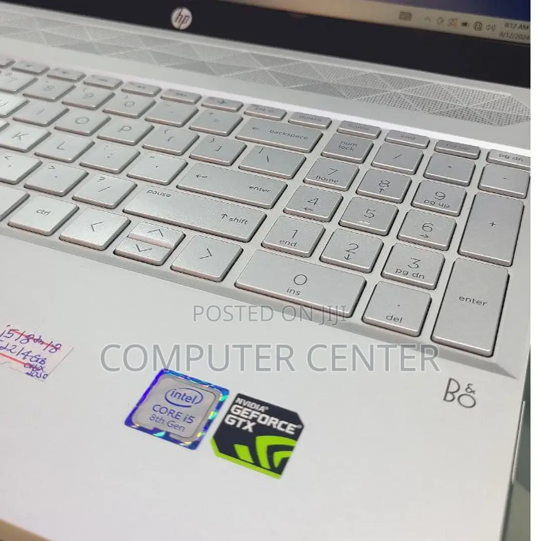 New Laptop HP Pavilion 15 8GB Intel Core I5 SSD 512GB