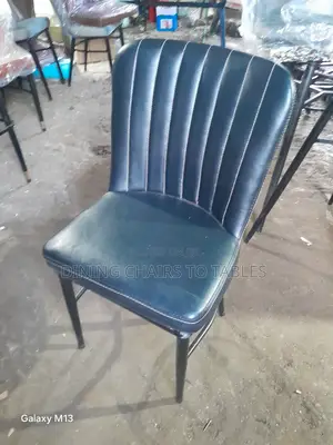 Dining Café Restaurant Chairs to Tables