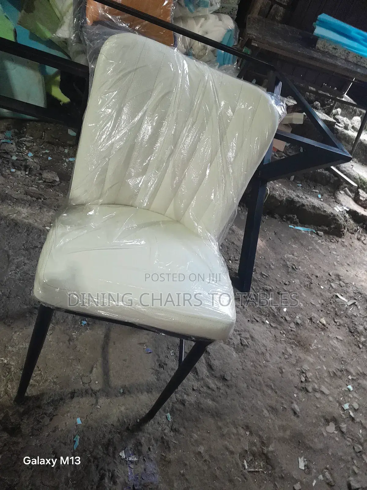 Dining Café Restaurant Chairs to Tables