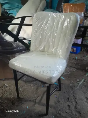 Dining Café Restaurant Chairs to Tables