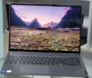 New Laptop Lenovo Yoga 9i 32GB Intel Core I7 SSD 1T