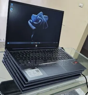 New Laptop HP Pavilion 15 8GB AMD Ryzen 5 SSD 512GB