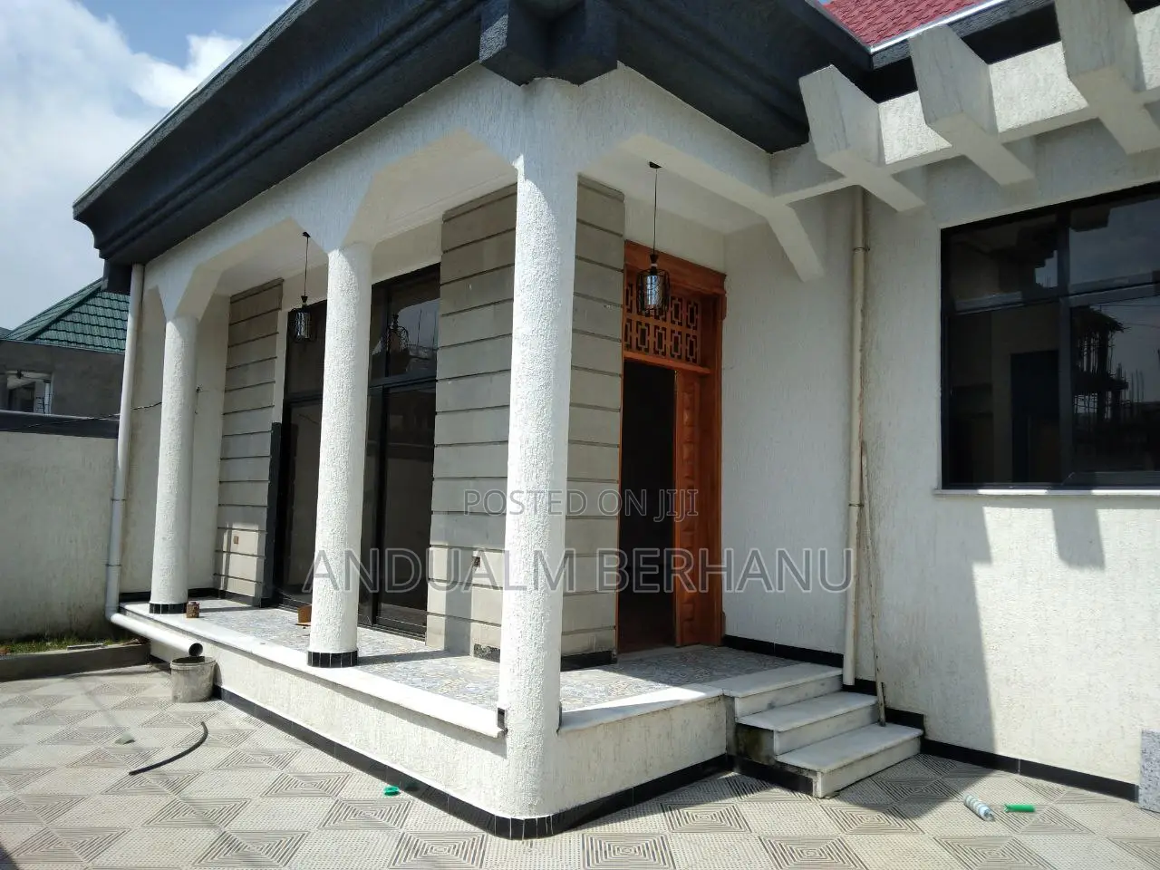 3bdrm Villa in Bole for sale