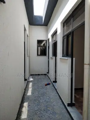 3bdrm Villa in Bole for sale