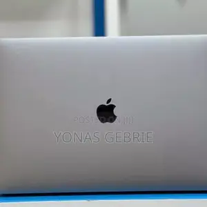 New Laptop Apple MacBook Pro 2017 16GB Intel Core I7 SSD 512GB