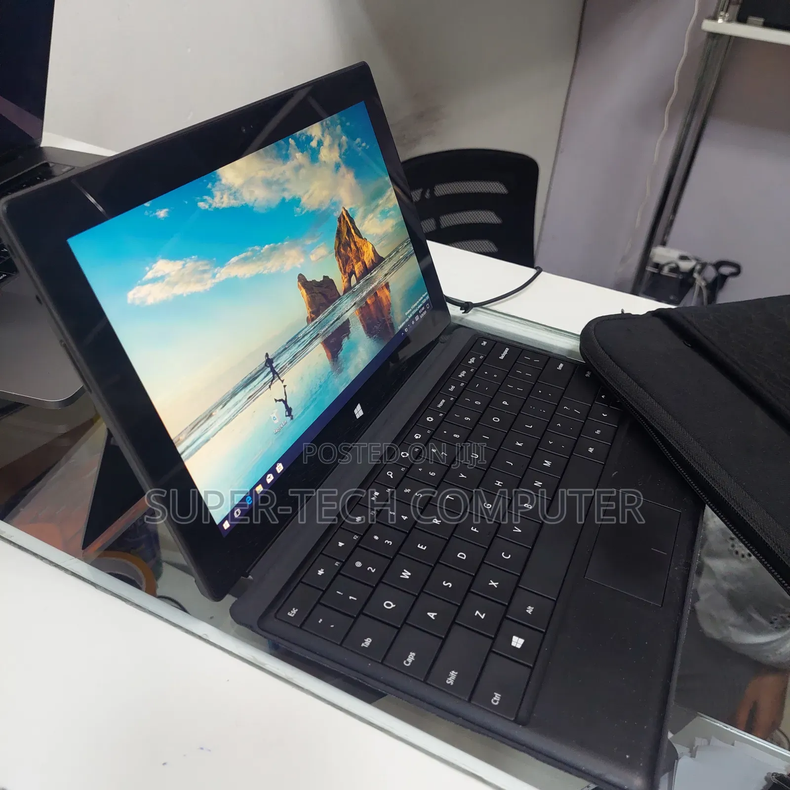 New Laptop Microsoft Surface 2GB Intel Core 2 Quad SSD 32GB