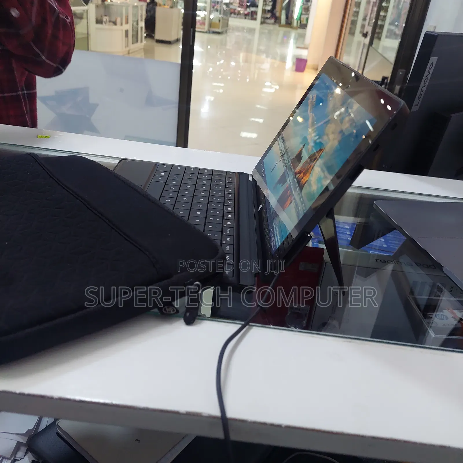 New Laptop Microsoft Surface 2GB Intel Core 2 Quad SSD 32GB
