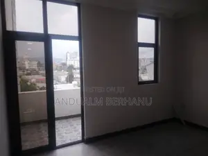 7bdrm Villa in Bole for sale