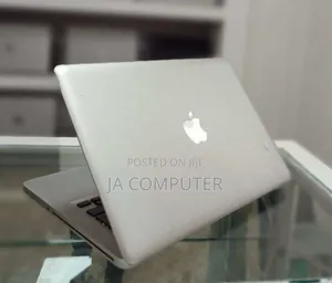 Laptop Apple MacBook Pro 2010 8GB Intel Core I5 SSD 256GB