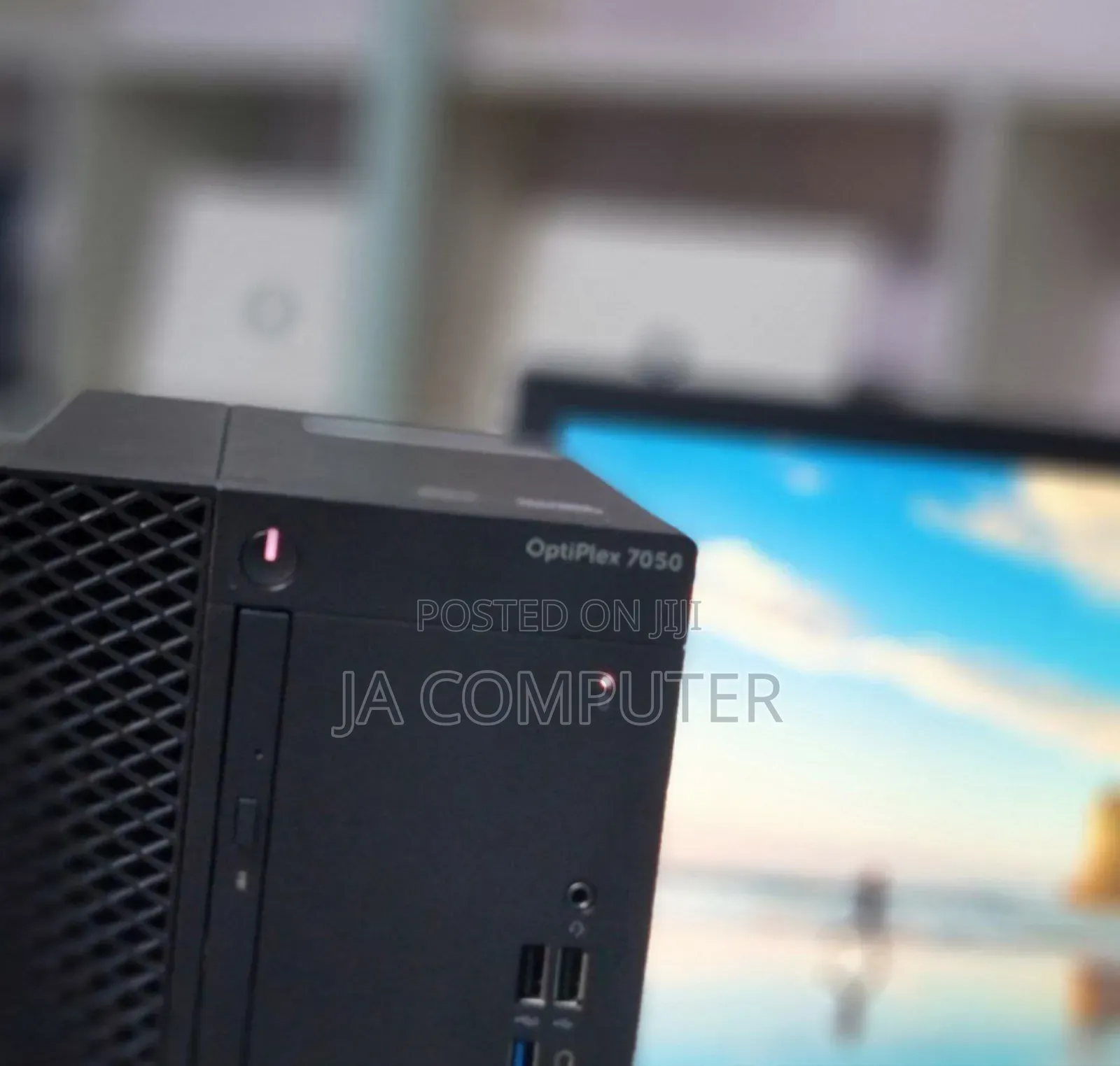 New Desktop Computer Dell OptiPlex 7050 8GB Intel Core I7 HDD 1T