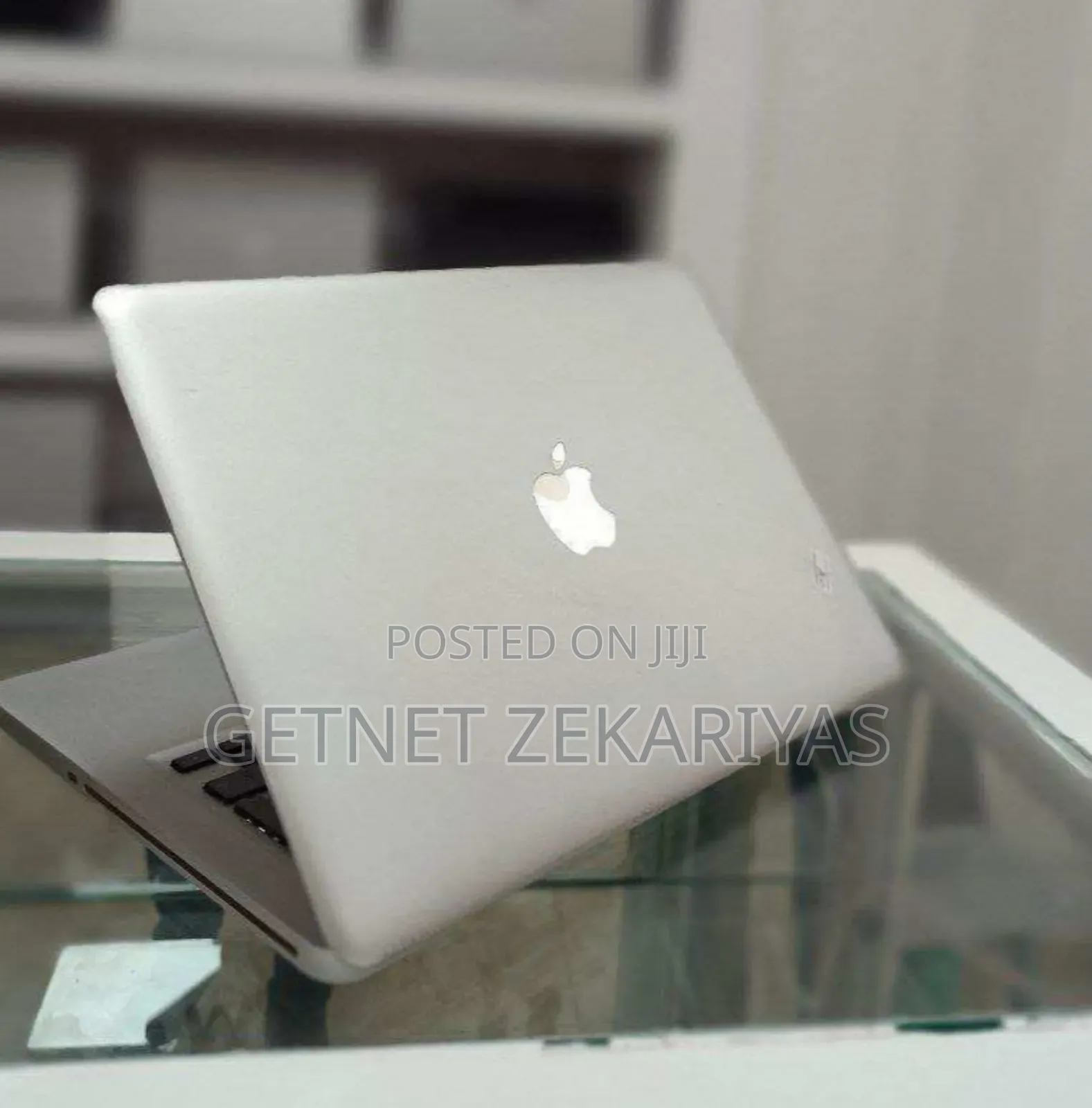 New Laptop Apple MacBook Pro 2010 8GB Intel Core I5 SSD 256GB