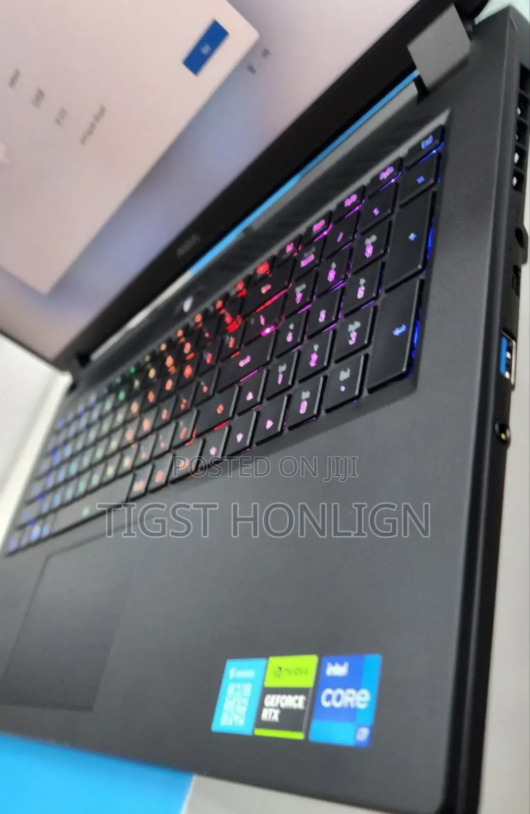 New Laptop Gigabyte AORUS 15G 16GB Intel Core I7 SSD 1T