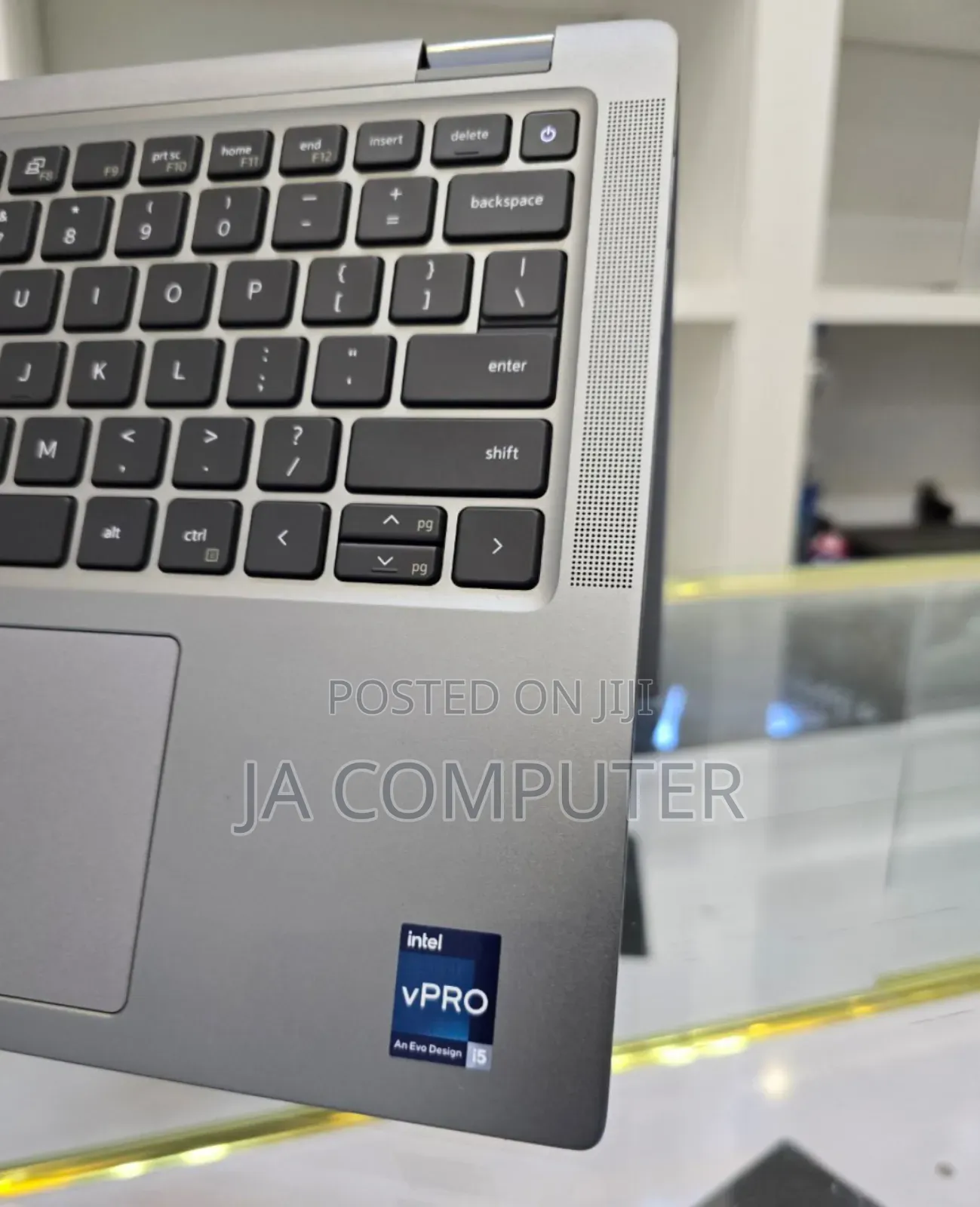 New Laptop Dell Latitude 5310 16GB Intel Core I5 SSD 256GB