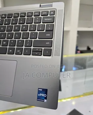 New Laptop Dell Latitude 5310 16GB Intel Core I5 SSD 256GB