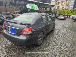 Toyota Yaris 2008 Gray