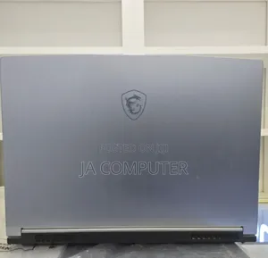 New Laptop MSI Creator 17 B11ug-414 16GB Intel Core I7 SSD 512GB