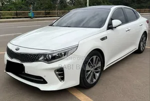 Kia K5 2018 White