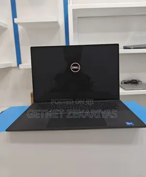 New Laptop Dell XPS 15 32GB Intel Core I7 SSD 512GB